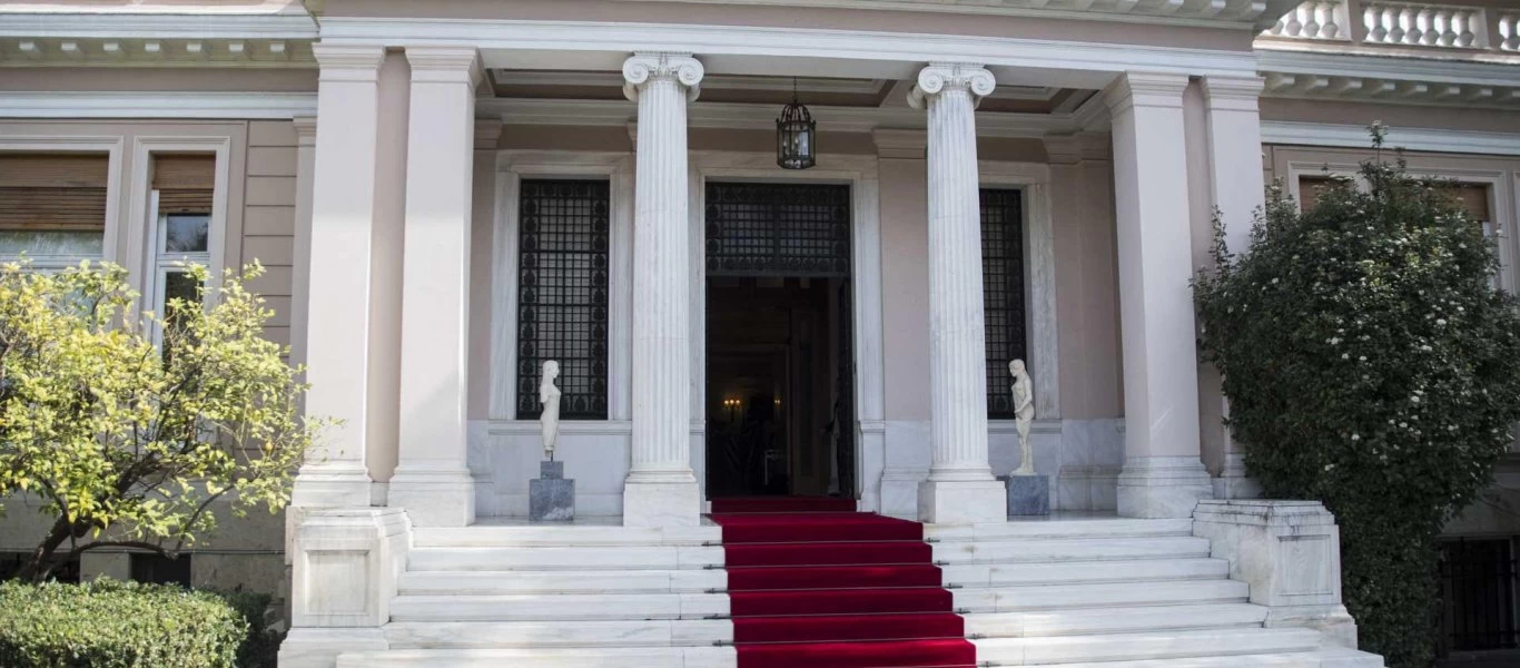 Eντολή Μαξίμου στους «πολυλογάδες» υπουργούς: «Σταματήστε να μιλάτε»